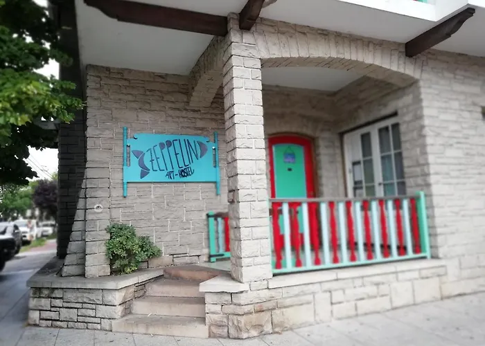 Zeppelin Art-Hostel