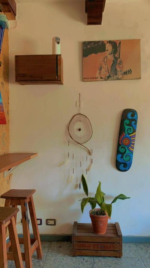 Zeppelin Art-hostel Hostel *