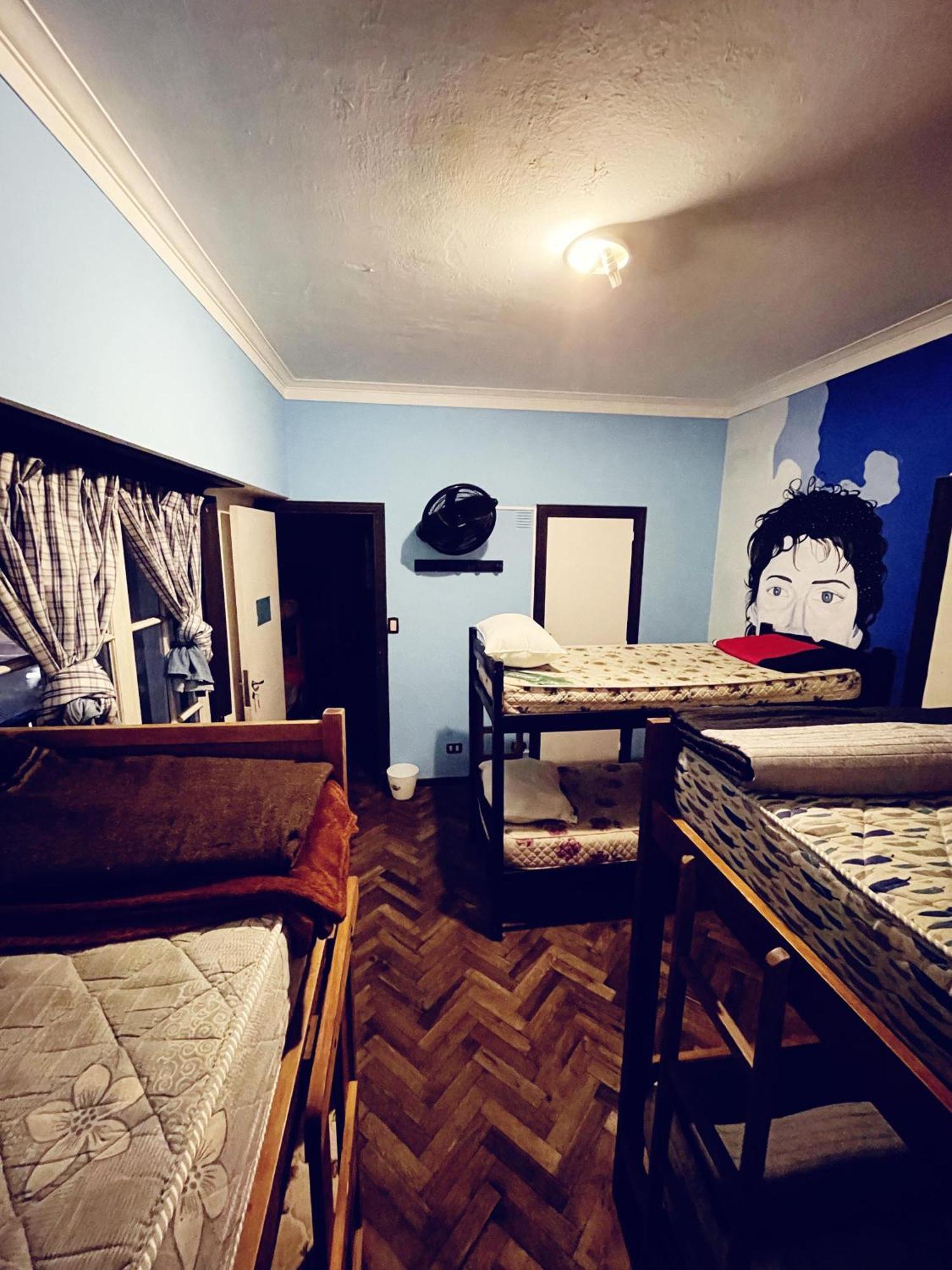 Hostel Zeppelin Art-hostel *